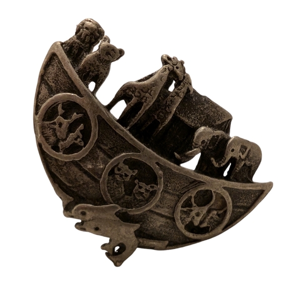 NOAHS ARK Vintage Pewter Lapel Pin Elephant Giraffe Deer Christian Animal Brooch - Picture 3 of 7